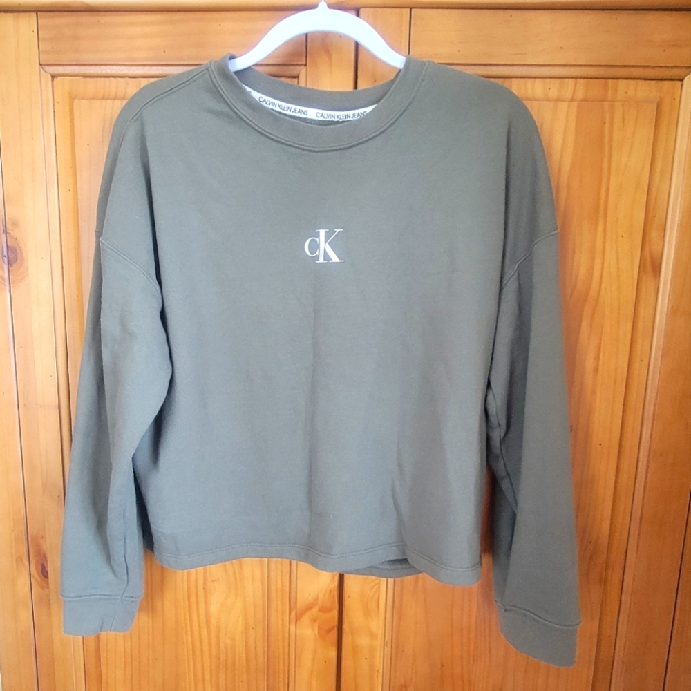 Calvin Klein sweatshirt